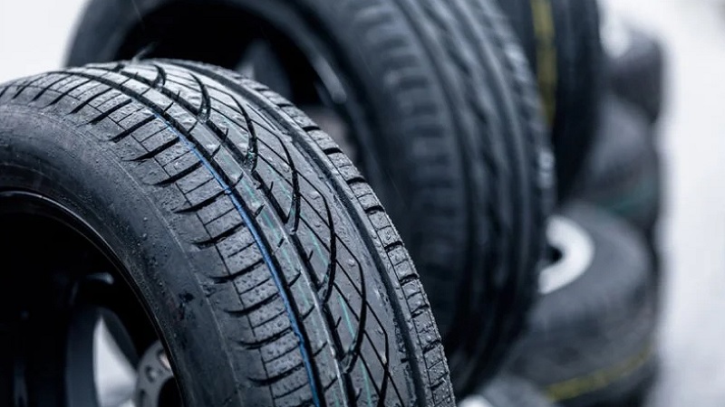 Роскачество протестировало шины десяти марок на канцерогенную опасность