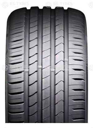 Kumho Ecsta HS51 205/60 R16 92H